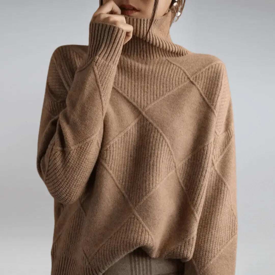 Turtleneck with a striking structure for women
