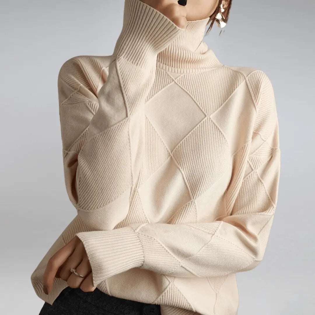 Turtleneck with a striking structure for women