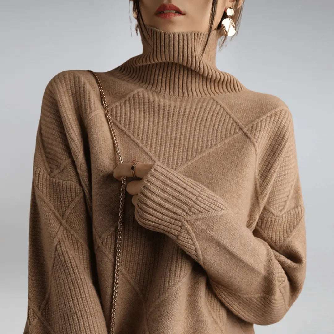 Turtleneck with a striking structure for women