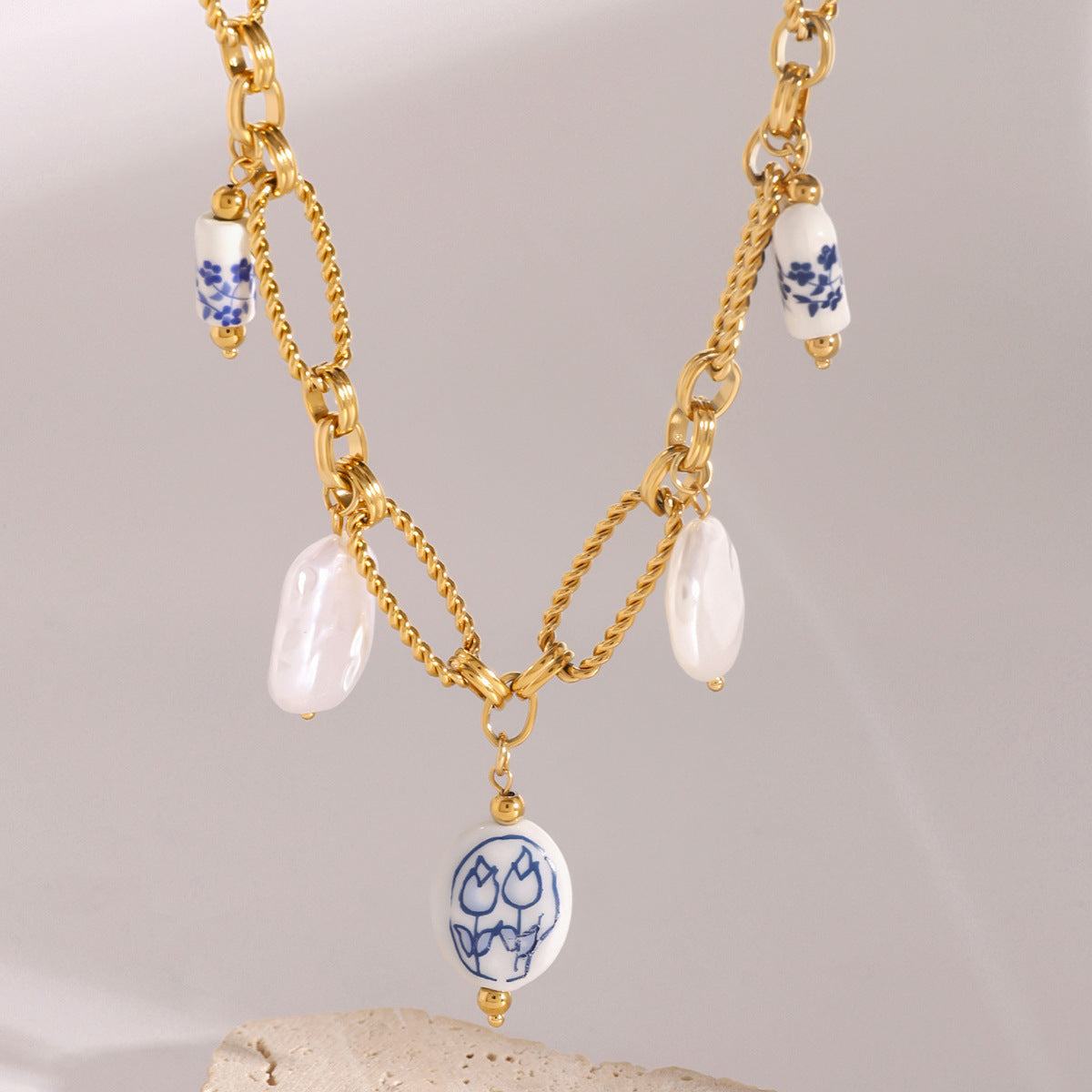 Gouden Ketting met Delfts Blauwe Charms