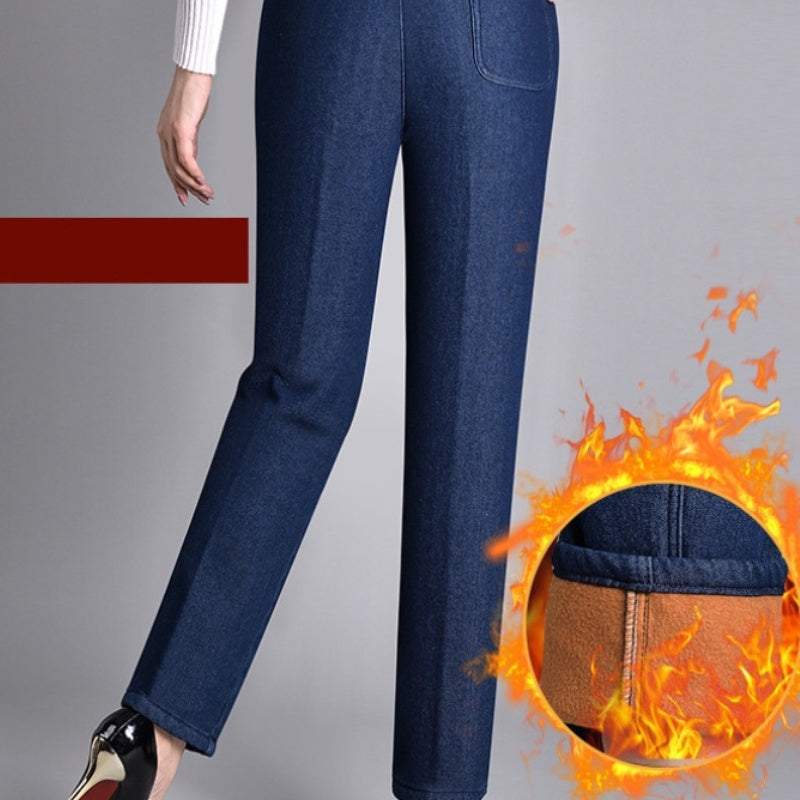 Women's jeans with side pockets and elastic waist